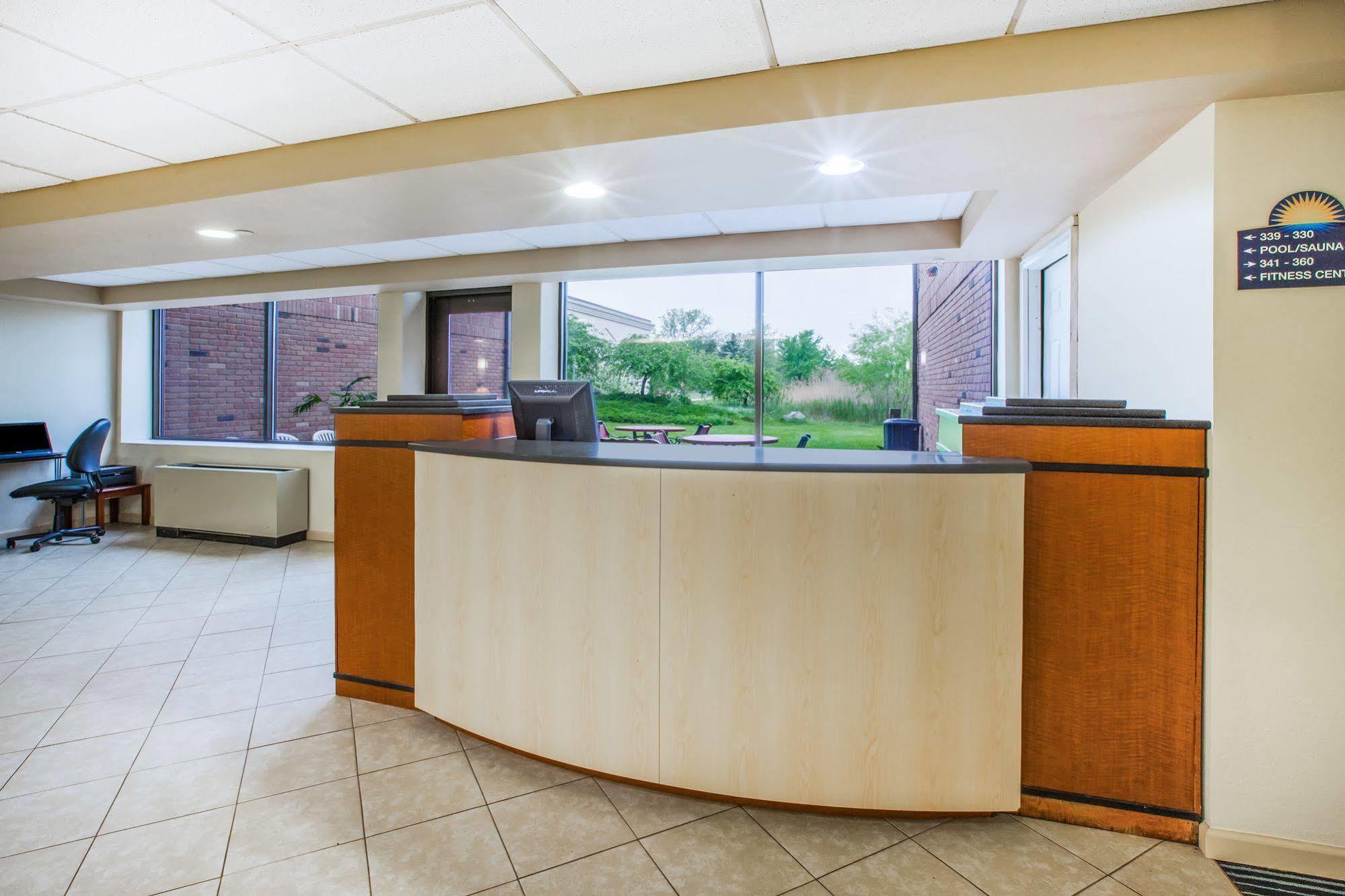 Days Inn By Wyndham Мидленд Экстерьер фото